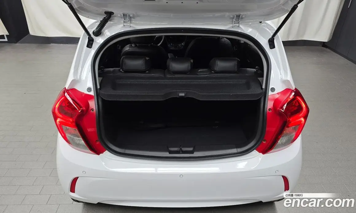 Chevrolet Spark 2022 1.0 автомат (гидро), фото 28