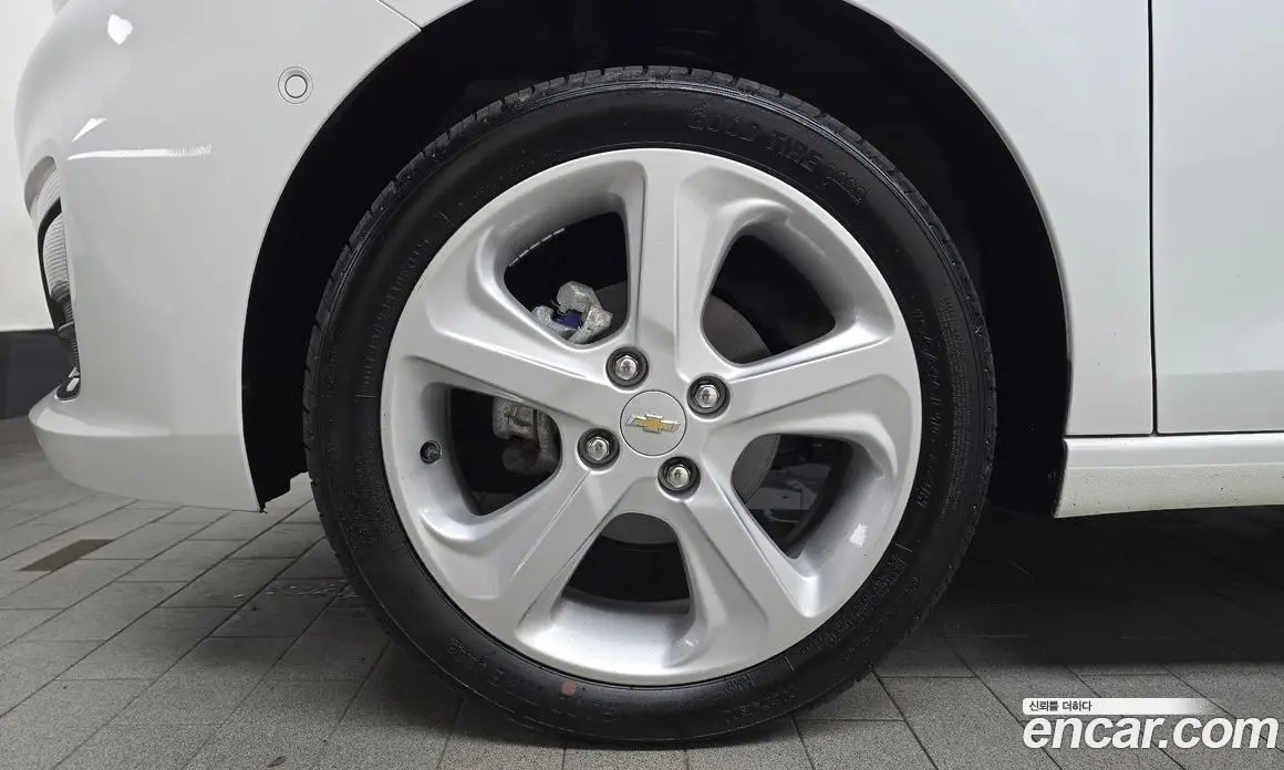 Chevrolet Spark 2022 1.0 автомат (гидро), фото 5