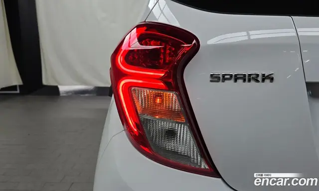 Chevrolet Spark 2022 1.0 автомат (гидро), миниатюра 9
