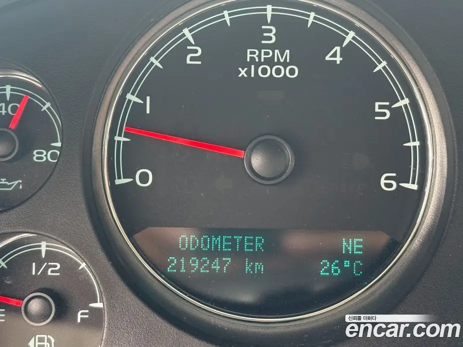 Chevrolet Surburban 2012 5.3 автомат (гидро), фото 12