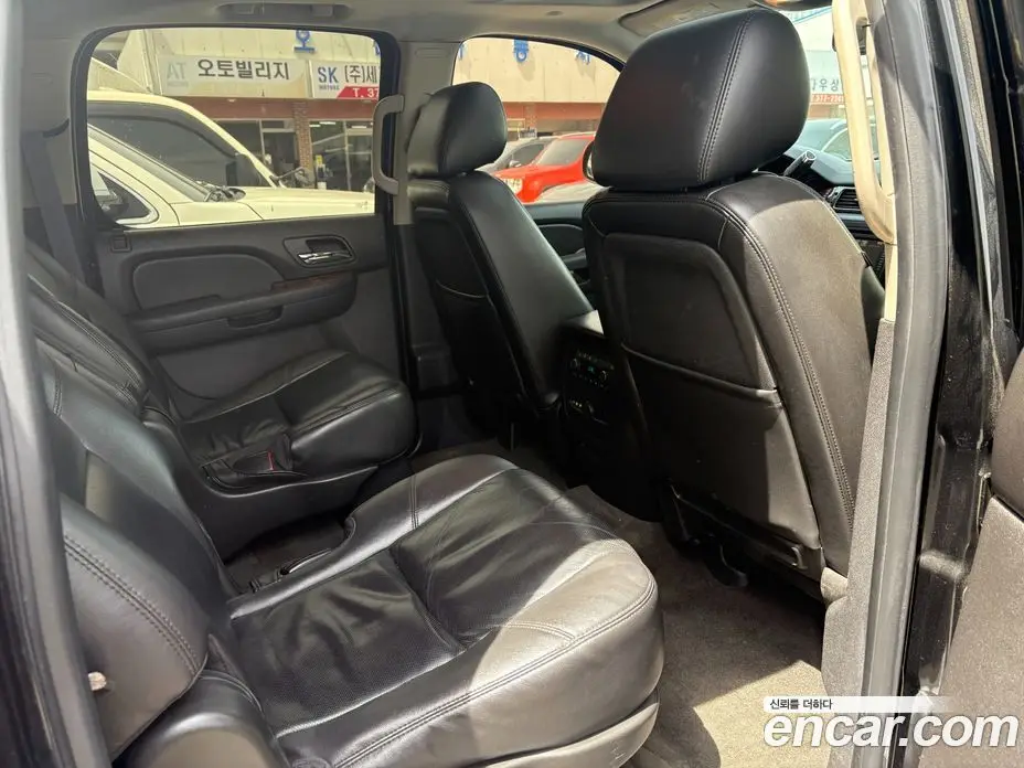 Chevrolet Surburban 2012 5.3 автомат (гидро), фото 16
