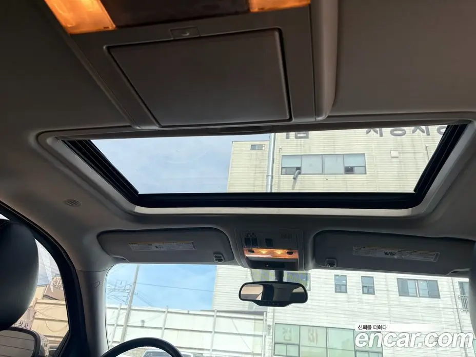 Chevrolet Surburban 2012 5.3 автомат (гидро), фото 18