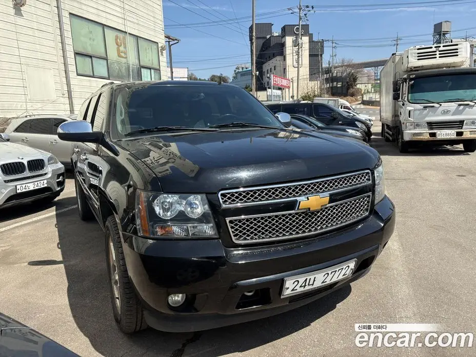 Chevrolet Surburban 2012 5.3 автомат (гидро), фото 3