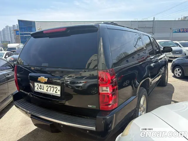 Chevrolet Surburban 2012 5.3 автомат (гидро), миниатюра 5