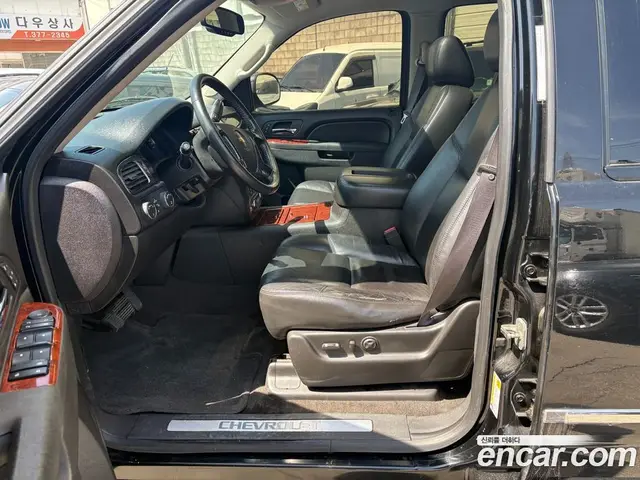 Chevrolet Surburban 2012 5.3 автомат (гидро), миниатюра 6