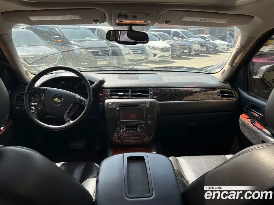 Chevrolet Surburban 2012 5.3 автомат (гидро), фото 8