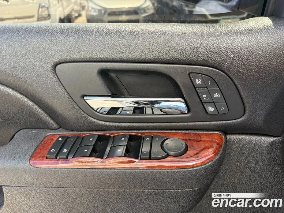 Chevrolet Surburban 2012 5.3 автомат (гидро), фото 10