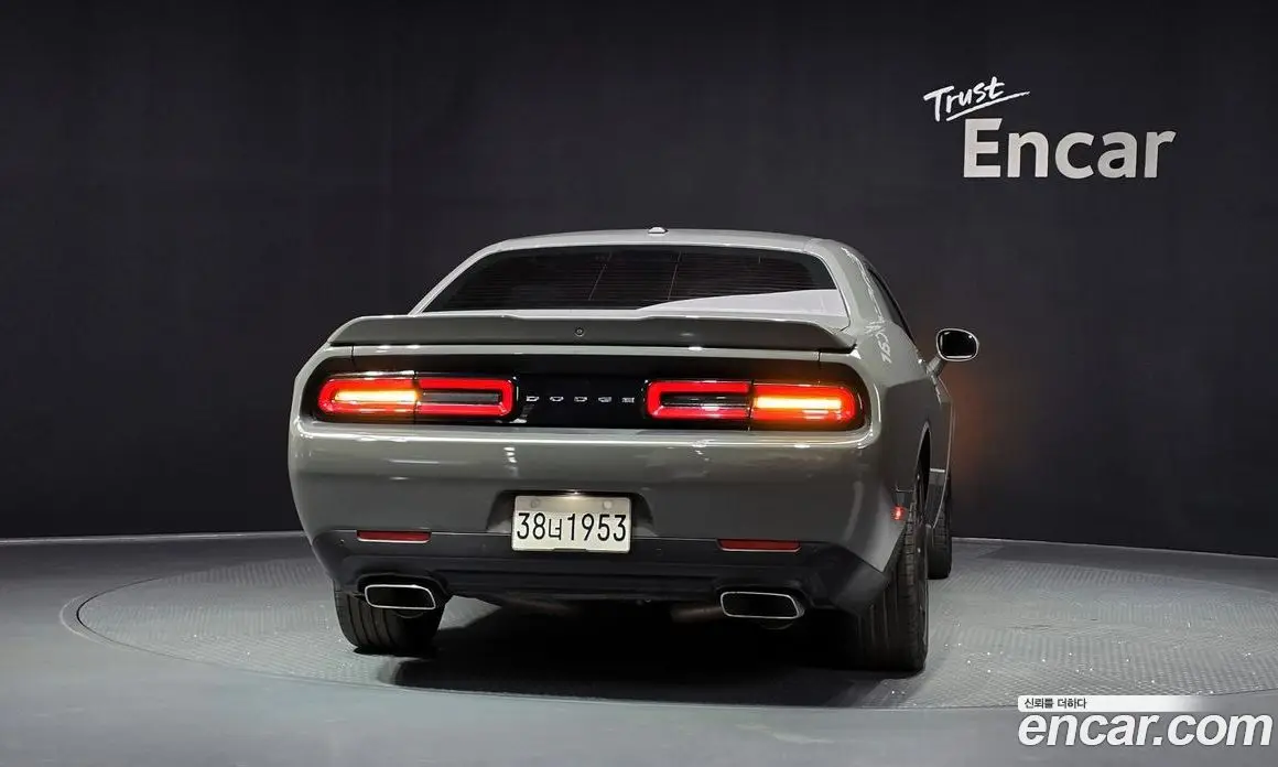 Dodge Challenger 2019 5.7 автомат (гидро), фото 4 Dodge Challenger 2019 5.7 автомат (гидро), фото 4