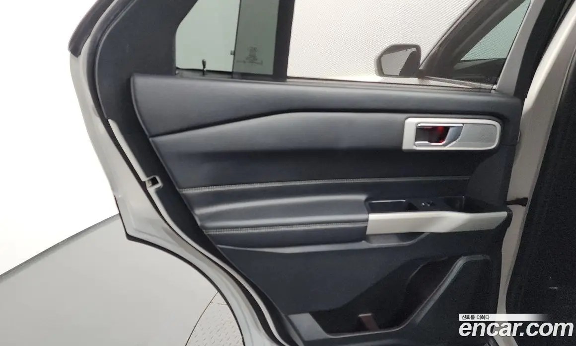 Ford Explorer 2021 3.0 автомат (гидро), фото 15