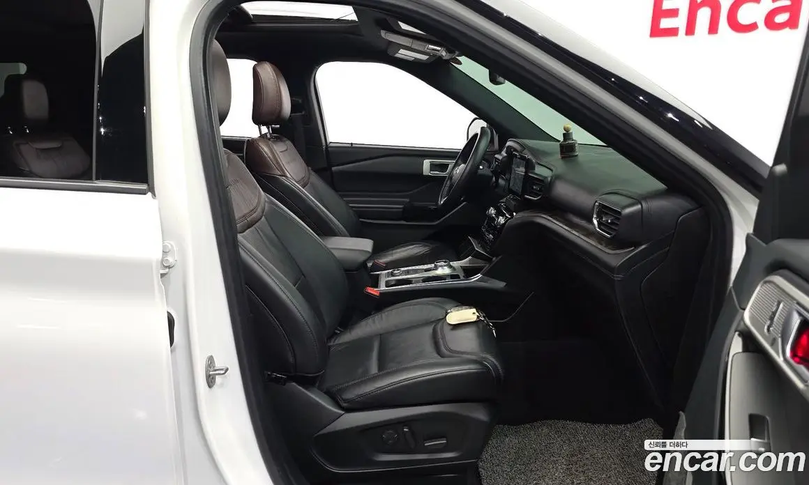 Ford Explorer 2022 3.0 автомат (гидро), фото 16