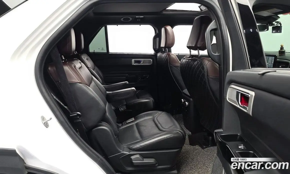 Ford Explorer 2022 3.0 автомат (гидро), фото 17