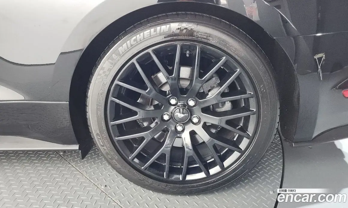 Ford Mustang 2018 5.0 автомат (гидро), фото 7