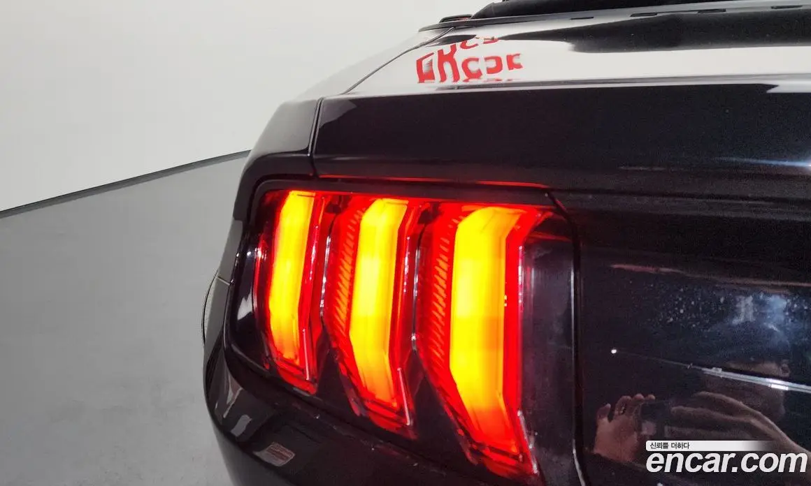 Ford Mustang 2018 5.0 автомат (гидро), фото 9