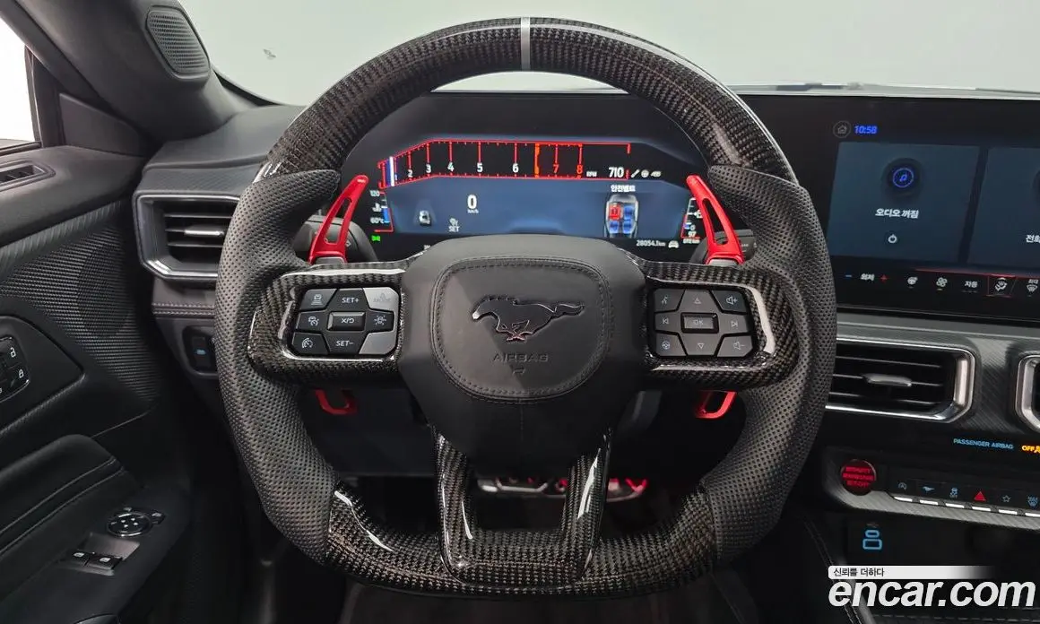Ford Mustang 2024 2.3 автомат (гидро), фото 15