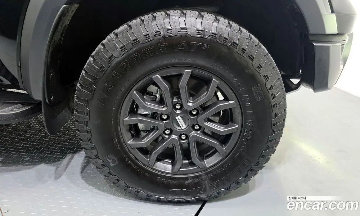 Ford Ranger 2025 2.0 автомат (гидро), фото 7