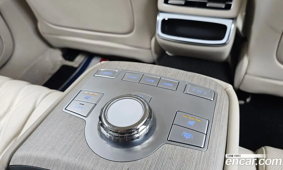 Genesis G80 2024 2.5 автомат (гидро), фото 19