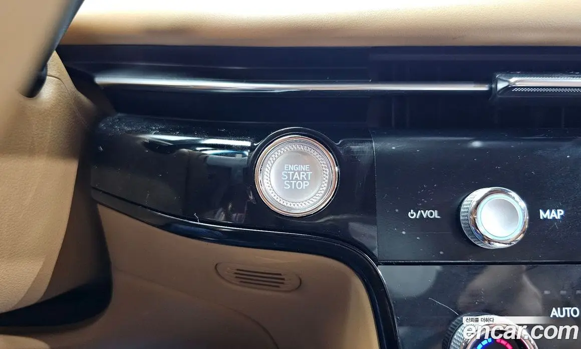 Genesis G80 2025 2.5 автомат (гидро), фото 18
