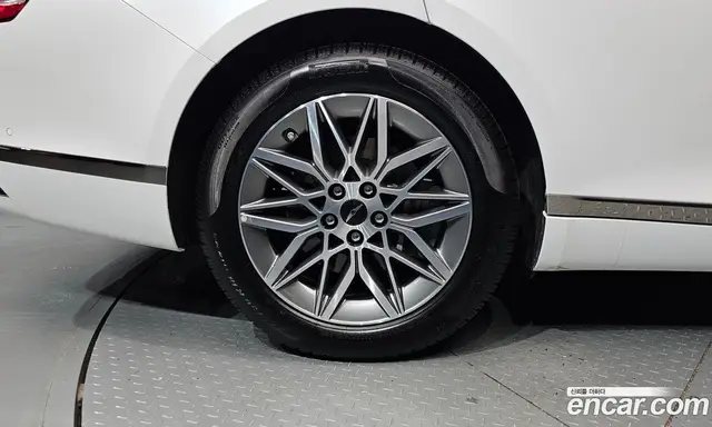 Genesis G80 2025 2.5 автомат (гидро), миниатюра 5