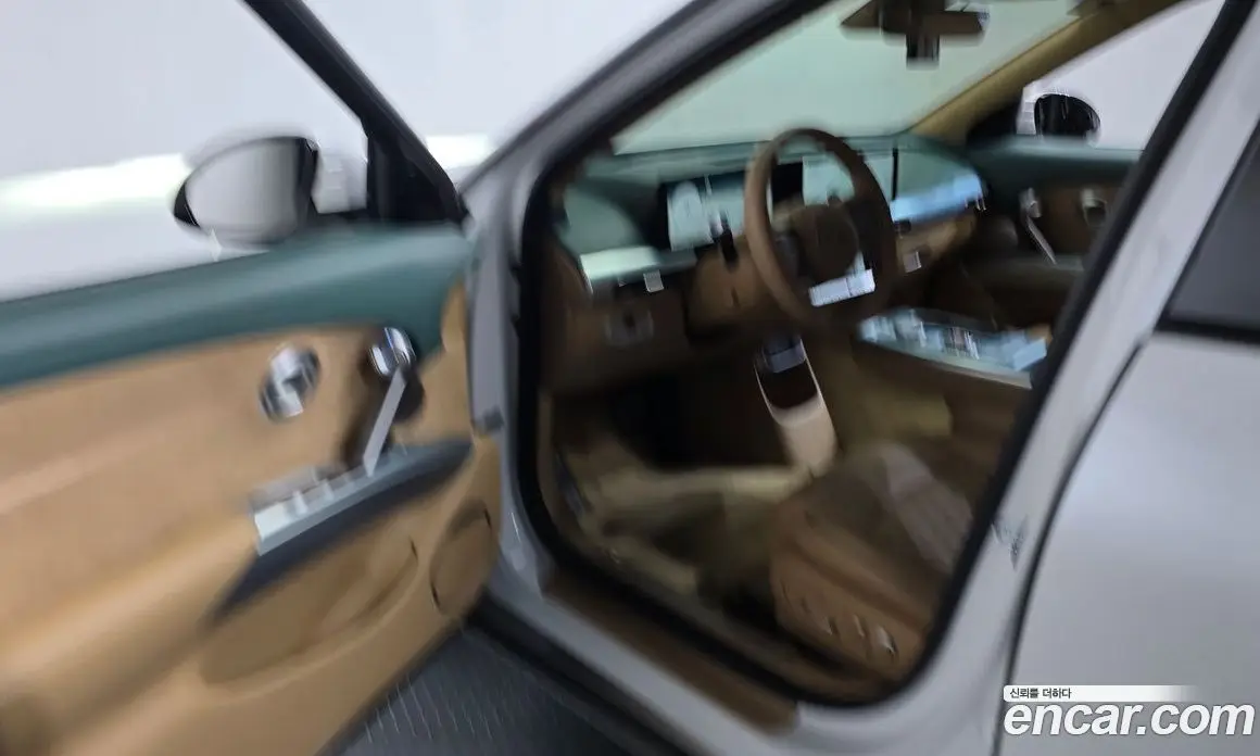 Genesis GV60 2022 0.1 автомат (гидро), фото 13