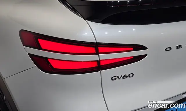 Genesis GV60 2022 0.1 автомат (гидро), миниатюра 9