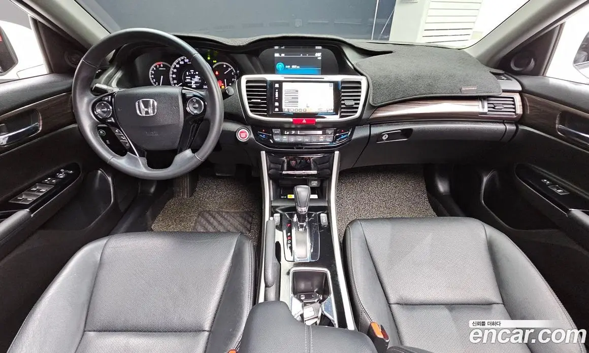 Honda Accord 2017 2.4 автомат (гидро), фото 7