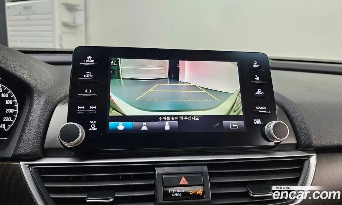 Honda Accord 2018 2.0 автомат (гидро), фото 15