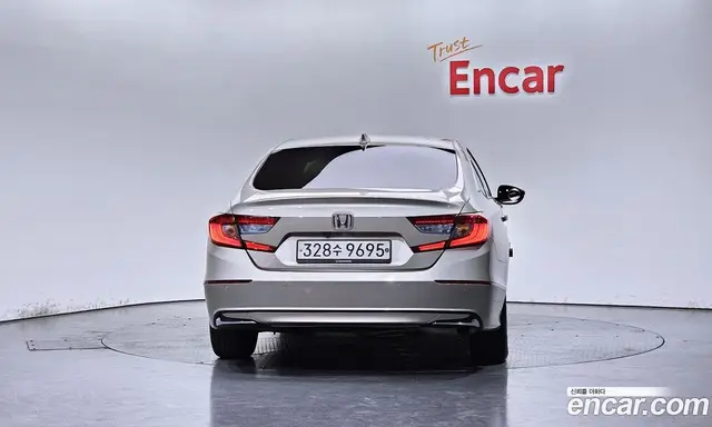Honda Accord 2018 2.0 автомат (гидро), миниатюра 4