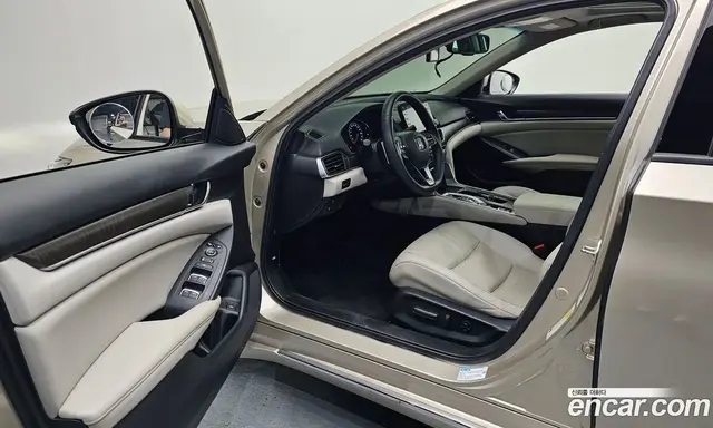 Honda Accord 2018 2.0 автомат (гидро), миниатюра 10