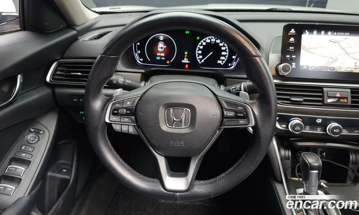 Honda Accord 2018 1.5 автомат (гидро), фото 12