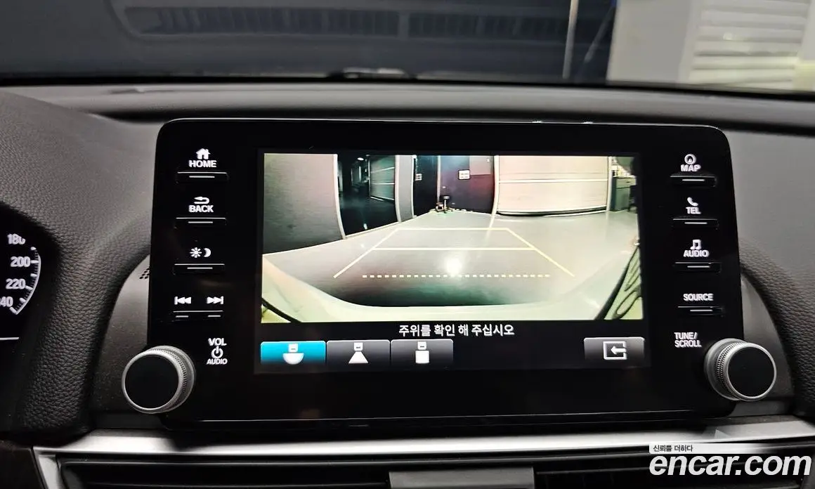 Honda Accord 2018 1.5 автомат (гидро), фото 14