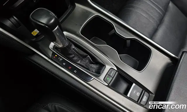 Honda Accord 2018 1.5 автомат (гидро), миниатюра 9