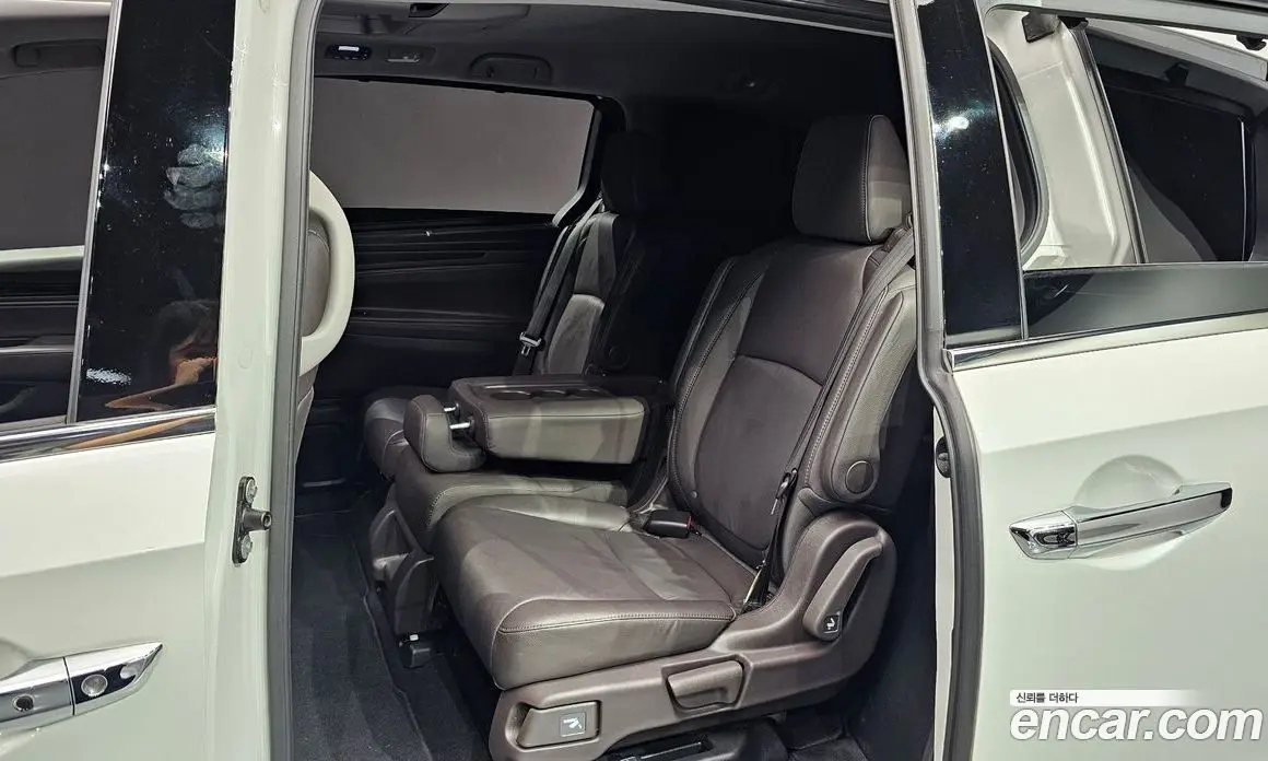 Honda Odyssey 2020 3.5 автомат (гидро), фото 11 Honda Odyssey 2020 3.5 автомат (гидро), фото 11