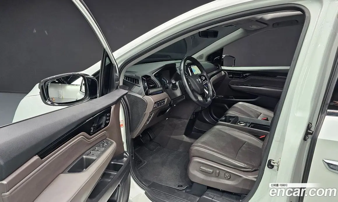 Honda Odyssey 2020 3.5 автомат (гидро), фото 10 Honda Odyssey 2020 3.5 автомат (гидро), фото 10