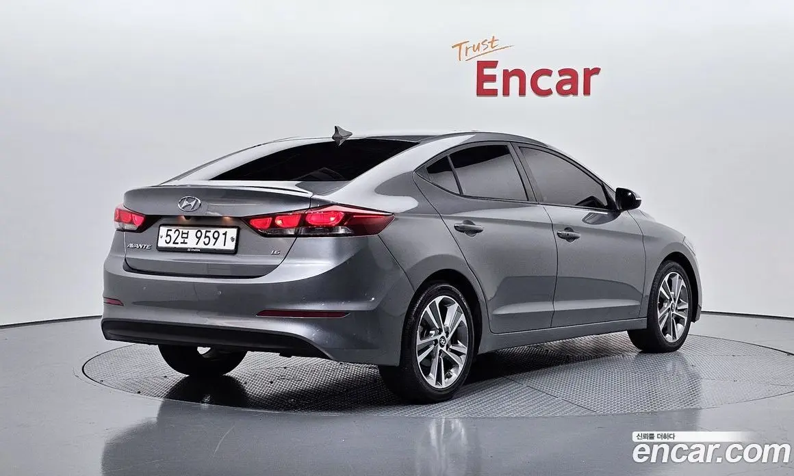 Hyundai Avante 2017 1.6 автомат (гидро), фото 2 Hyundai Avante 2017 1.6 автомат (гидро), фото 2