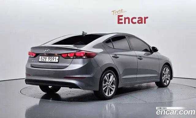 Hyundai Avante 2017 1.6 автомат (гидро), миниатюра 2 Hyundai Avante 2017 1.6 автомат (гидро), миниатюра 2