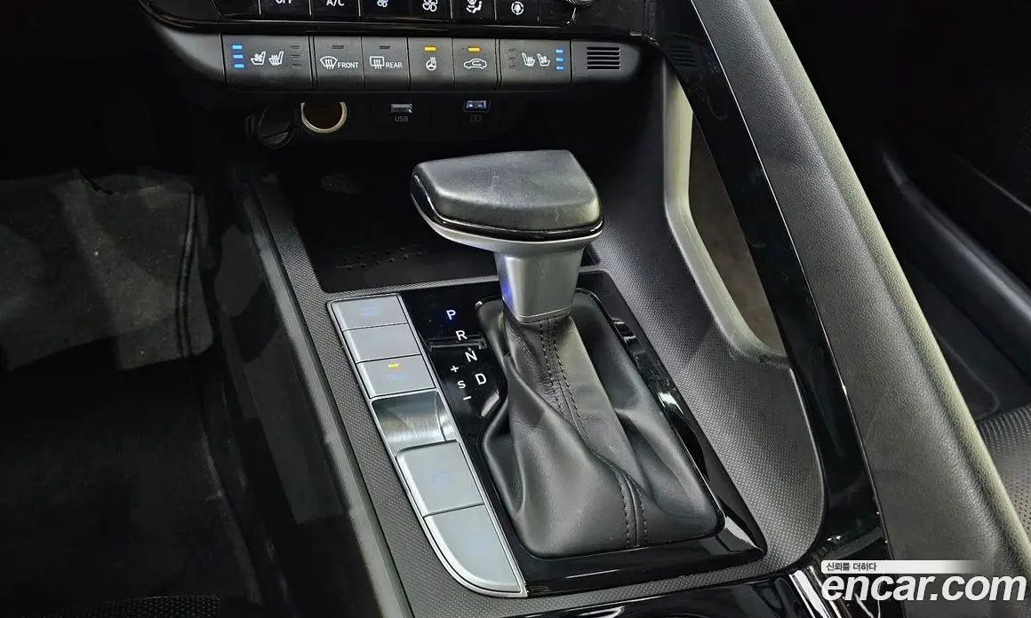 Hyundai Avante 2020 1.6 автомат (гидро), фото 11