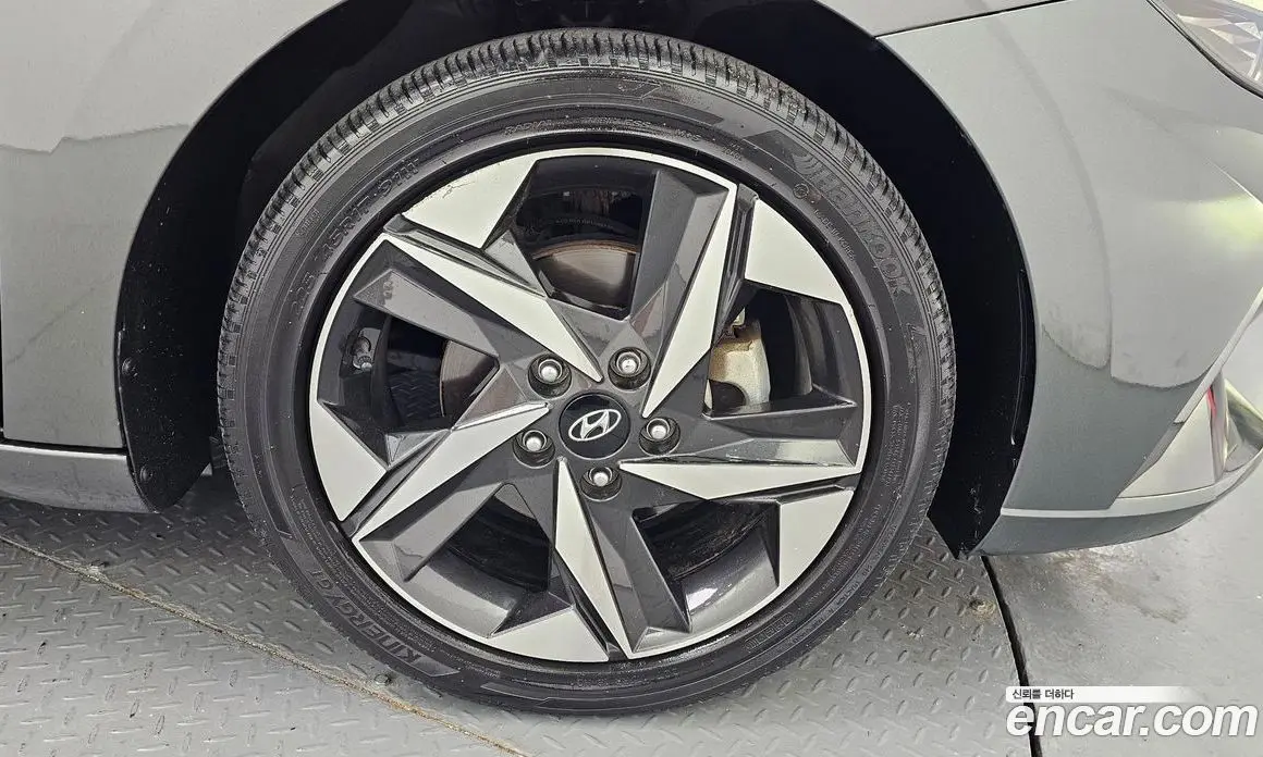 Hyundai Avante 2020 1.6 автомат (гидро), фото 4