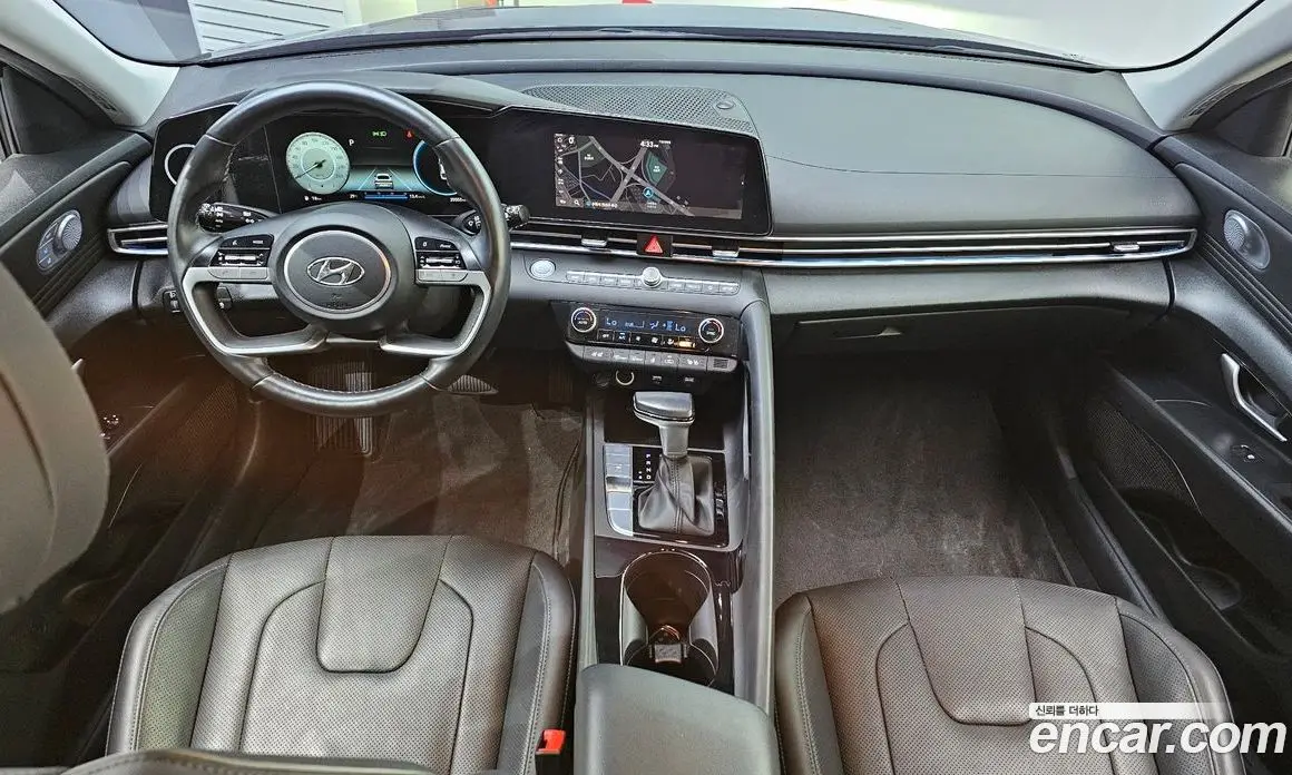 Hyundai Avante 2020 1.6 автомат (гидро), фото 9