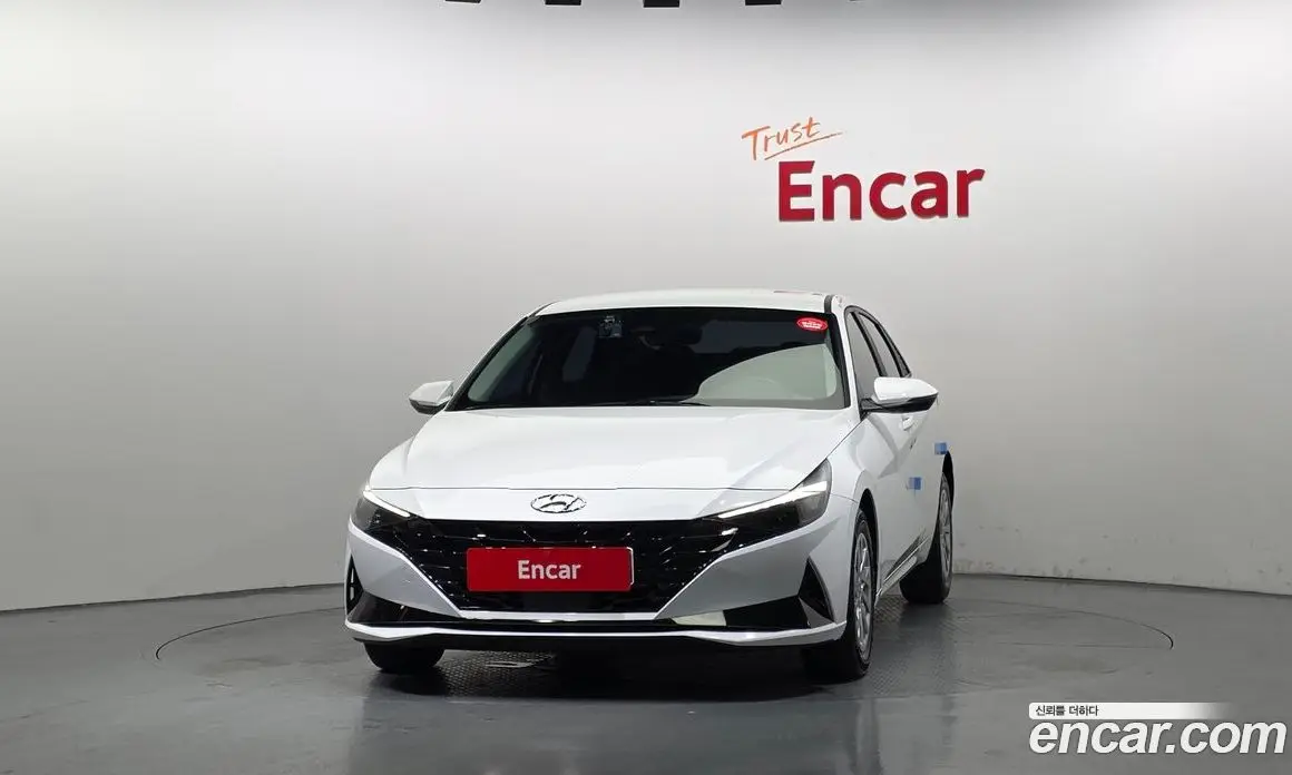 Hyundai Avante 2021 1.6 автомат (гидро), фото 3
