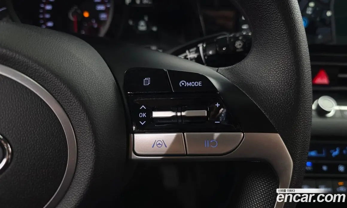 Hyundai Avante 2021 1.6 автомат (гидро), фото 24