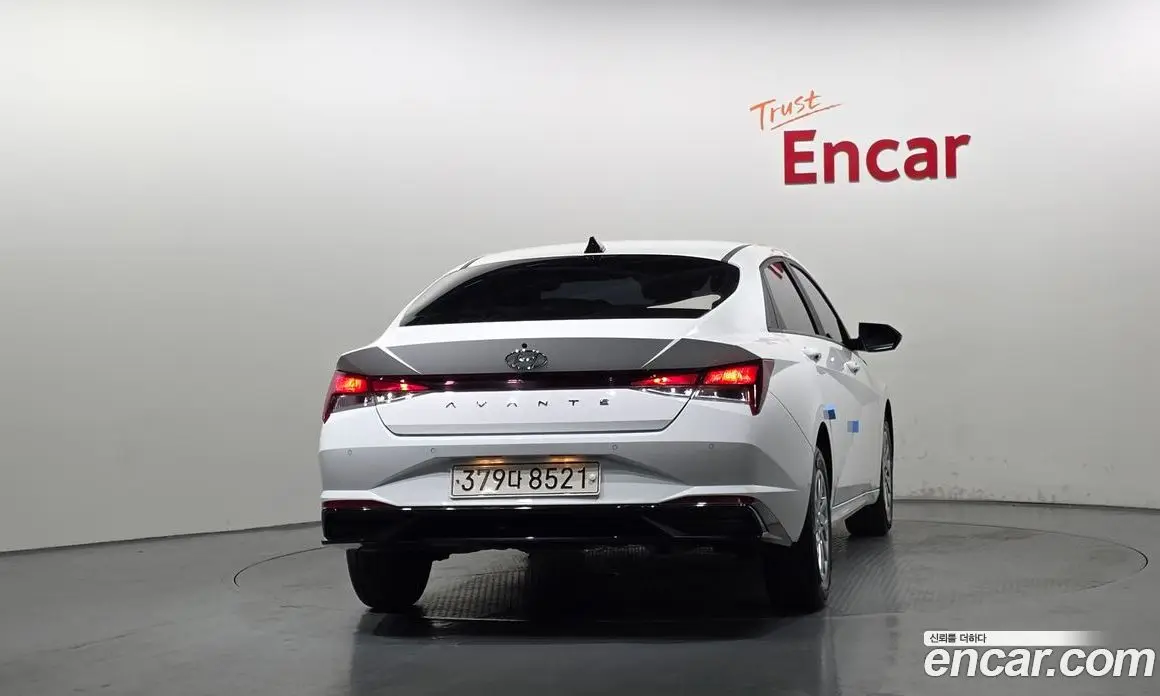 Hyundai Avante 2021 1.6 автомат (гидро), фото 4