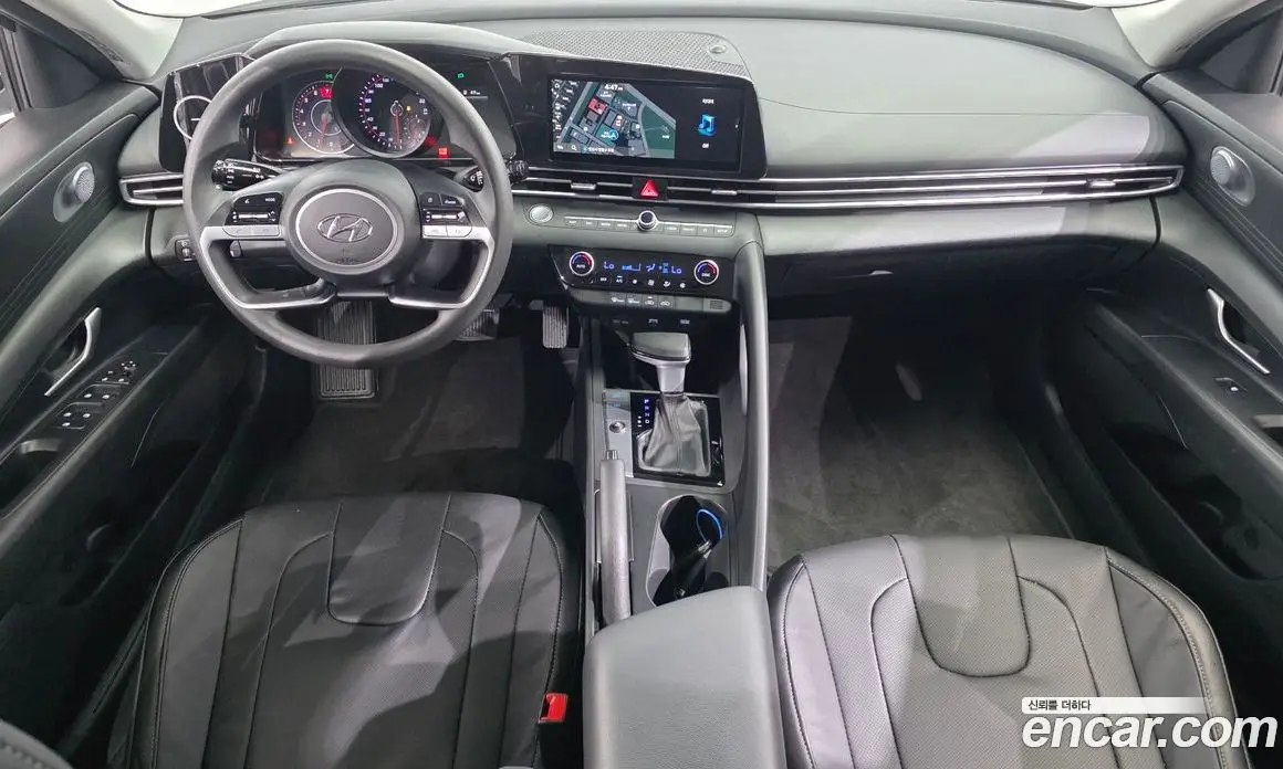 Hyundai Avante 2021 1.6 автомат (гидро), фото 10