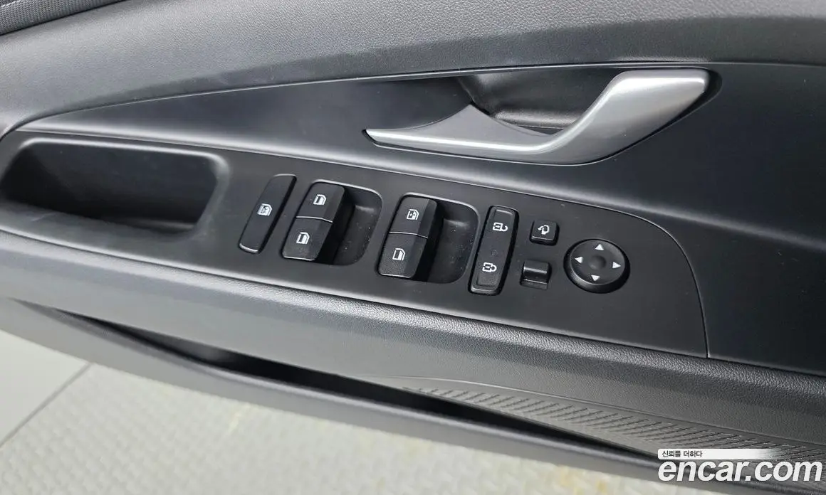 Hyundai Avante 2021 1.6 автомат (гидро), фото 18