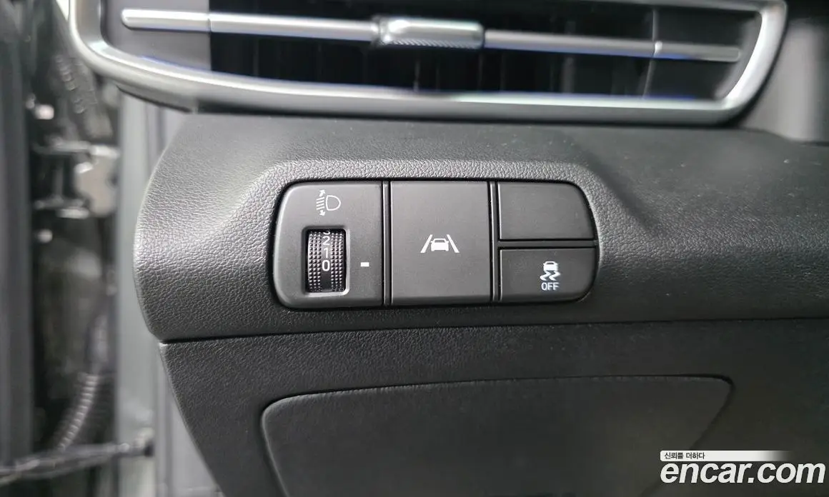 Hyundai Avante 2021 1.6 автомат (гидро), фото 19