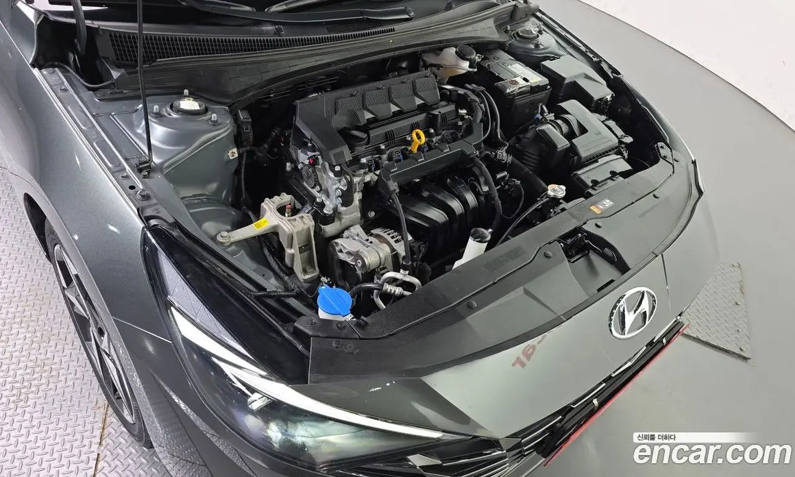 Hyundai Avante 2021 1.6 автомат (гидро), фото 6