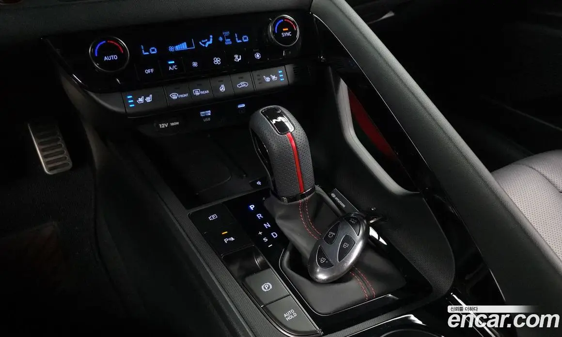 Hyundai Avante 2025 1.6 автомат (гидро), фото 9