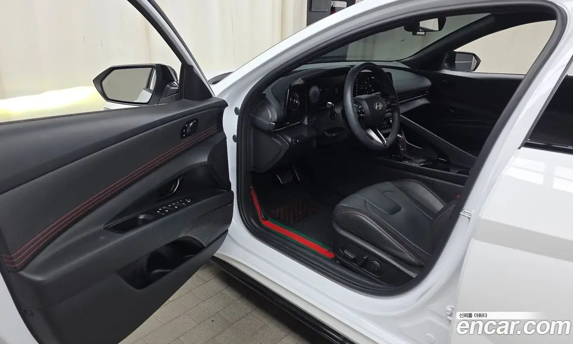 Hyundai Avante 2025 1.6 автомат (гидро), фото 10