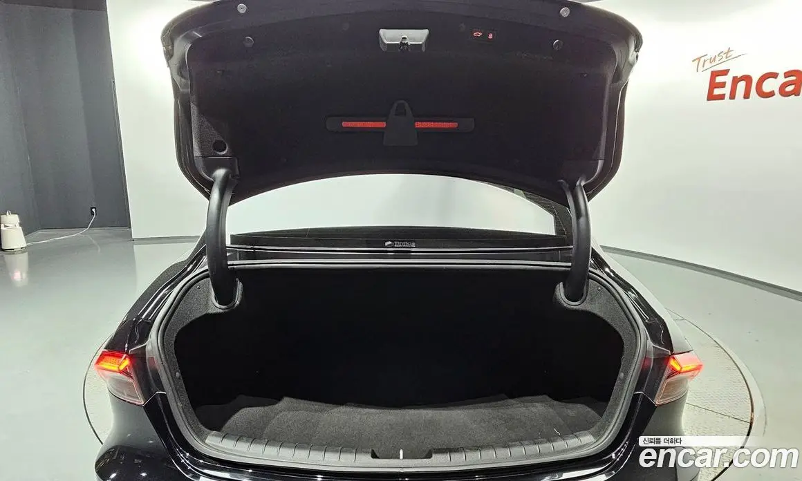 Hyundai Grandeur 2021 2.5 автомат (гидро), фото 20
