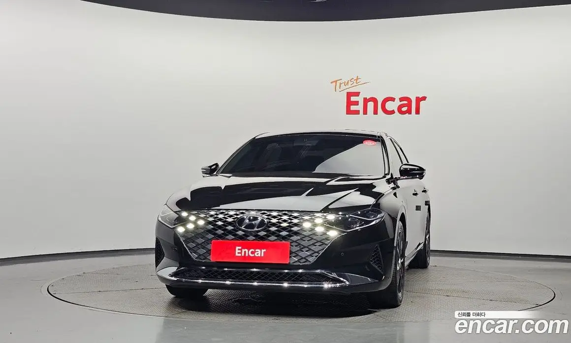 Hyundai Grandeur 2021 2.5 автомат (гидро), фото 3