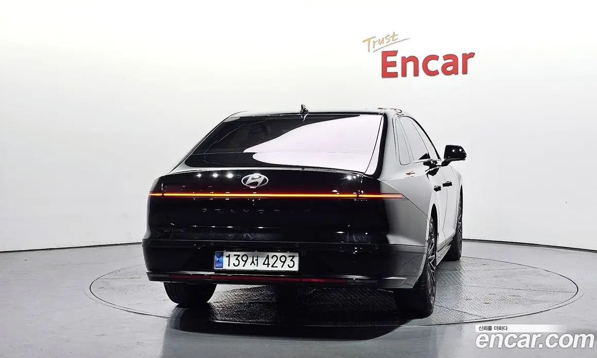 Hyundai Grandeur 2023 1.6 автомат (гидро), фото 4
